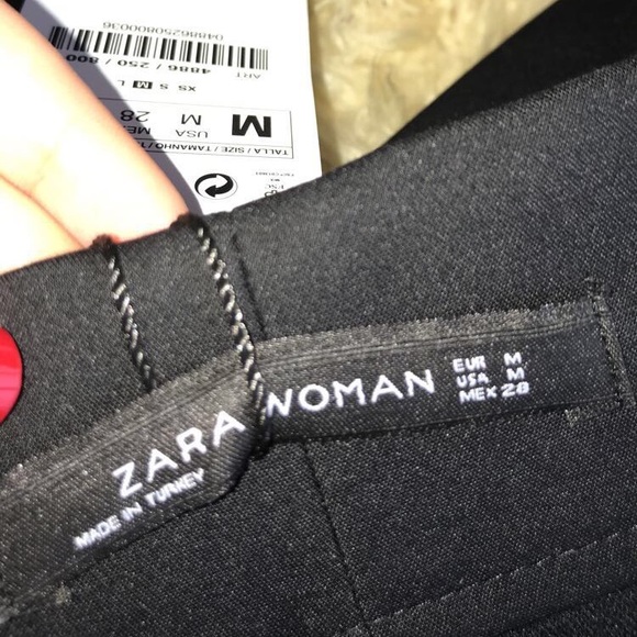 Beautiful brand new sexy/sleek Zara pencil skirt - Picture 2 of 5
